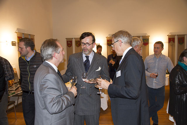 «Die Schweizer Vertretungen im Ausland - Les représentations suisses à l’étranger «Die Schweizer Vertretungen im Ausland - Les représentations suisses à l’étranger