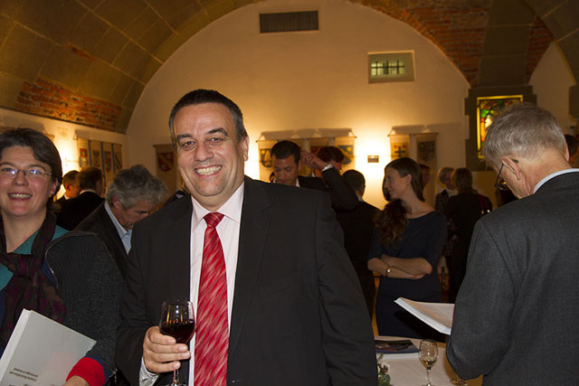 «Die Schweizer Vertretungen im Ausland - Les représentations suisses à l’étranger «Die Schweizer Vertretungen im Ausland - Les représentations suisses à l’étranger